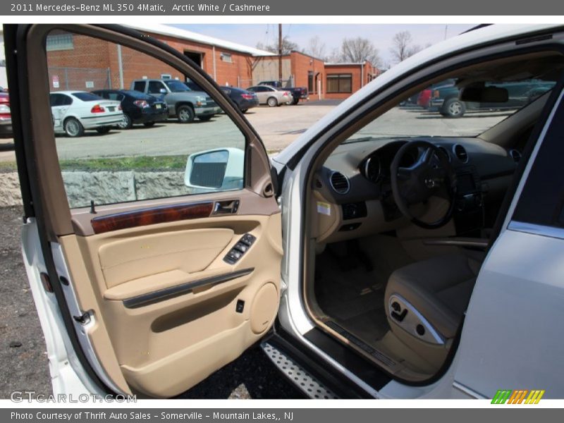 Arctic White / Cashmere 2011 Mercedes-Benz ML 350 4Matic