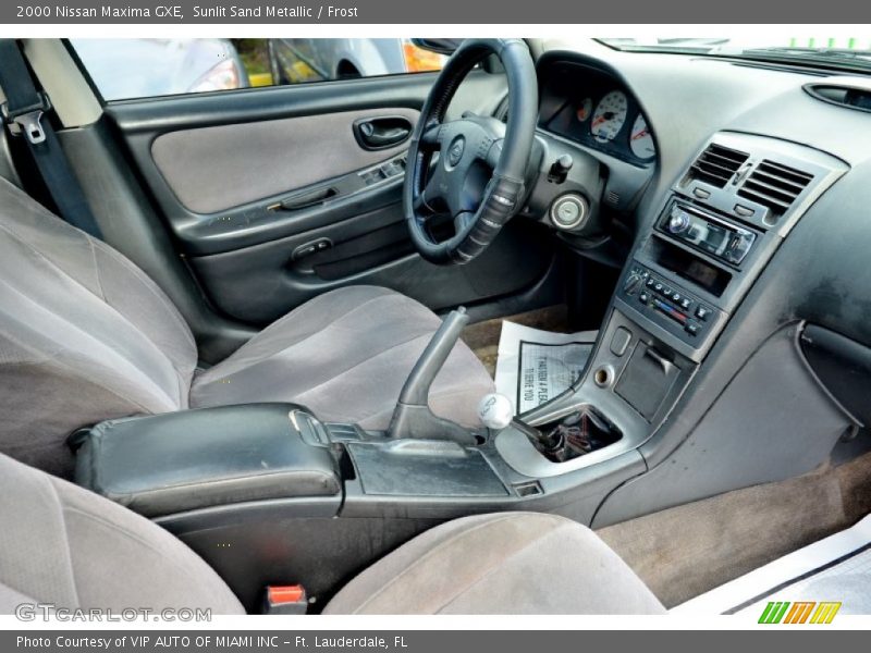 Sunlit Sand Metallic / Frost 2000 Nissan Maxima GXE