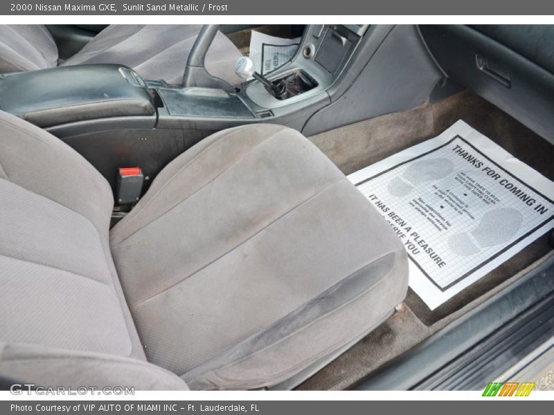 Sunlit Sand Metallic / Frost 2000 Nissan Maxima GXE