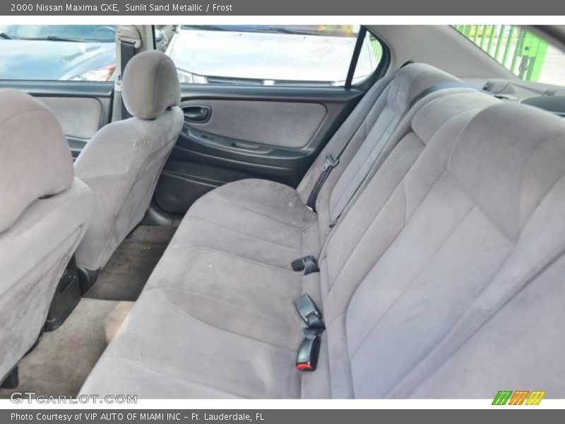 Sunlit Sand Metallic / Frost 2000 Nissan Maxima GXE