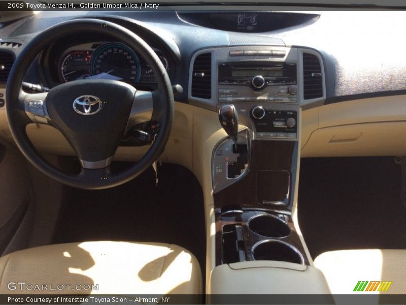 Golden Umber Mica / Ivory 2009 Toyota Venza I4