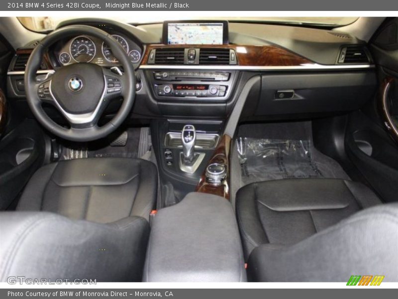 Dashboard of 2014 4 Series 428i Coupe