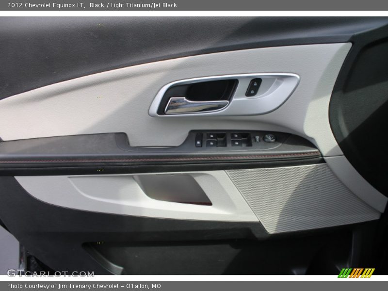 Black / Light Titanium/Jet Black 2012 Chevrolet Equinox LT