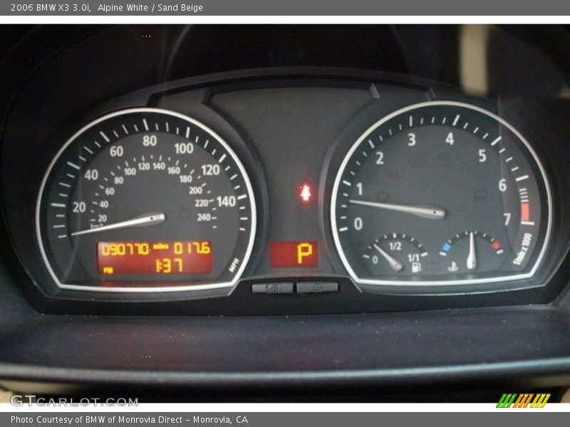 Alpine White / Sand Beige 2006 BMW X3 3.0i