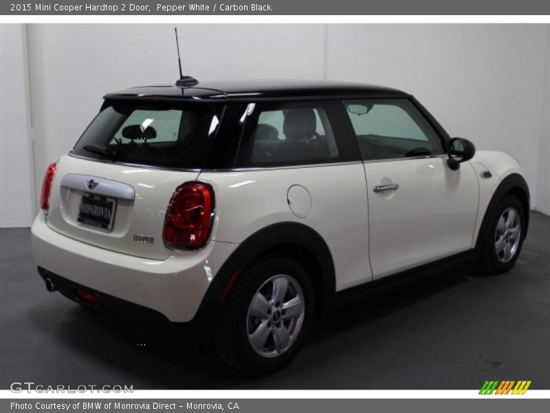 Pepper White / Carbon Black 2015 Mini Cooper Hardtop 2 Door