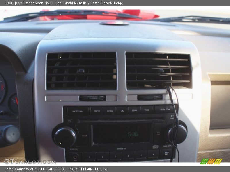 Light Khaki Metallic / Pastel Pebble Beige 2008 Jeep Patriot Sport 4x4