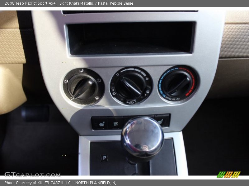 Light Khaki Metallic / Pastel Pebble Beige 2008 Jeep Patriot Sport 4x4