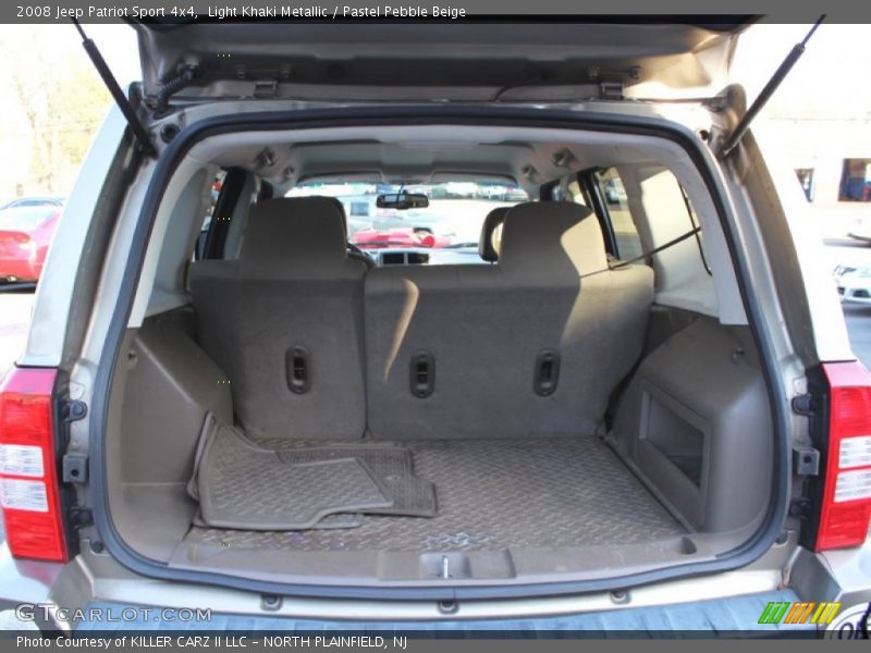 Light Khaki Metallic / Pastel Pebble Beige 2008 Jeep Patriot Sport 4x4