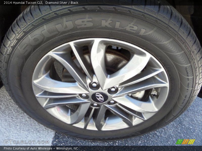 Diamond Silver / Black 2014 Hyundai Tucson GLS