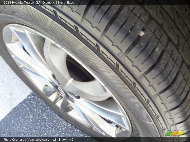 Diamond Silver / Black 2014 Hyundai Tucson GLS