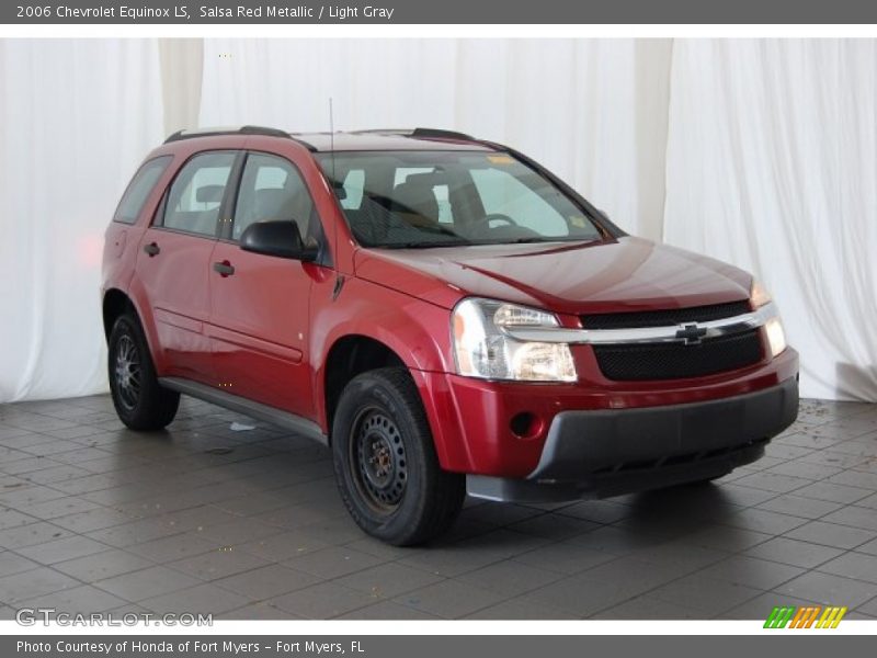 Front 3/4 View of 2006 Equinox LS