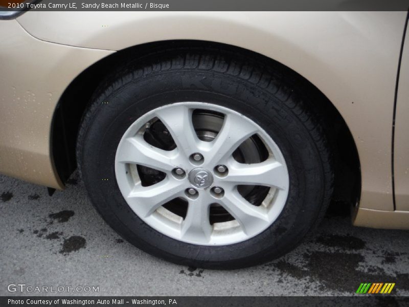 Sandy Beach Metallic / Bisque 2010 Toyota Camry LE