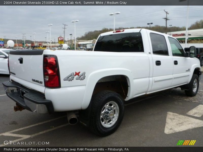 Summit White / Medium Gray 2004 Chevrolet Silverado 2500HD LS Crew Cab 4x4