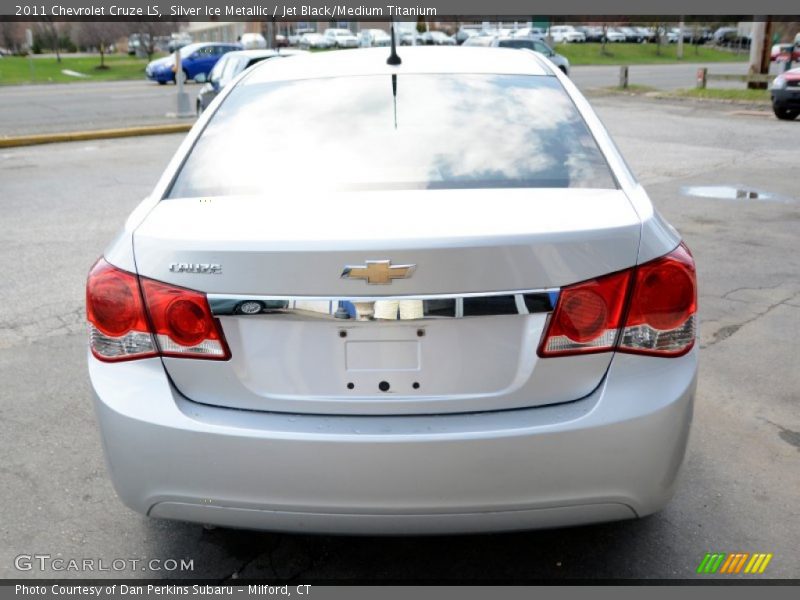 Silver Ice Metallic / Jet Black/Medium Titanium 2011 Chevrolet Cruze LS