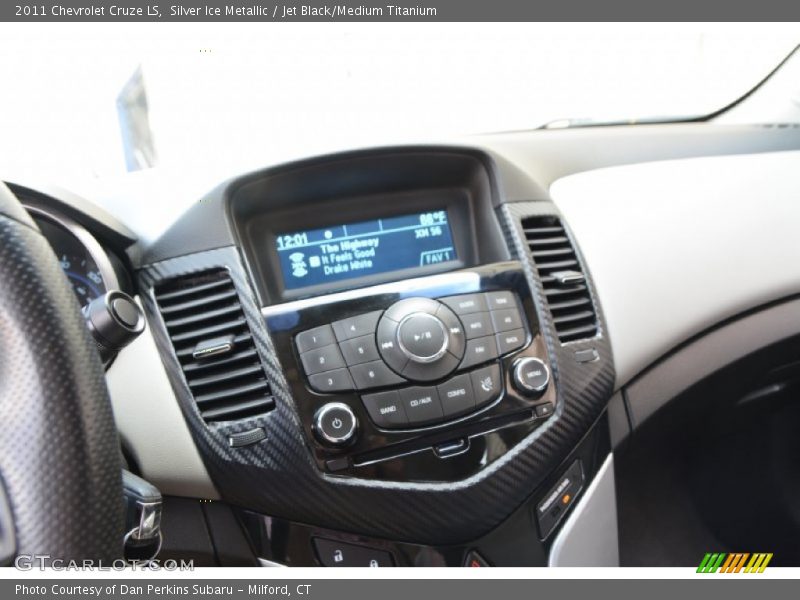 Silver Ice Metallic / Jet Black/Medium Titanium 2011 Chevrolet Cruze LS