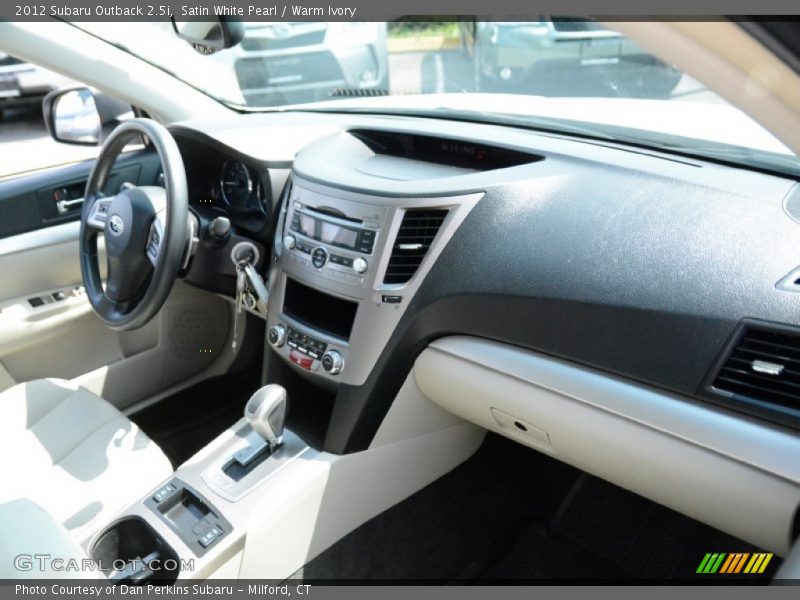 Satin White Pearl / Warm Ivory 2012 Subaru Outback 2.5i