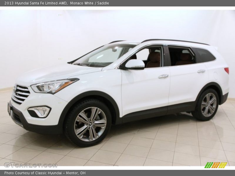 Front 3/4 View of 2013 Santa Fe Limited AWD