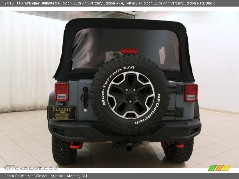 Anvil / Rubicon 10th Anniversary Edition Red/Black 2013 Jeep Wrangler Unlimited Rubicon 10th Anniversary Edition 4x4