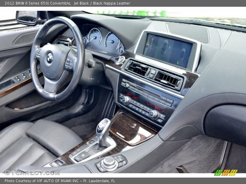 Dashboard of 2012 6 Series 650i Convertible