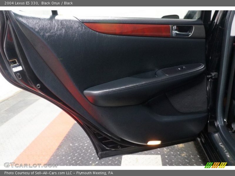 Black Onyx / Black 2004 Lexus ES 330