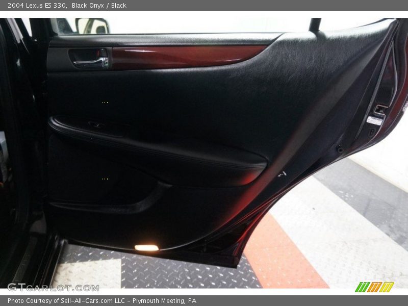 Black Onyx / Black 2004 Lexus ES 330