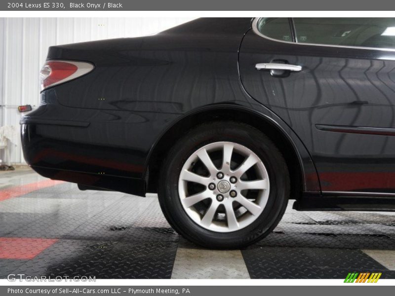 Black Onyx / Black 2004 Lexus ES 330