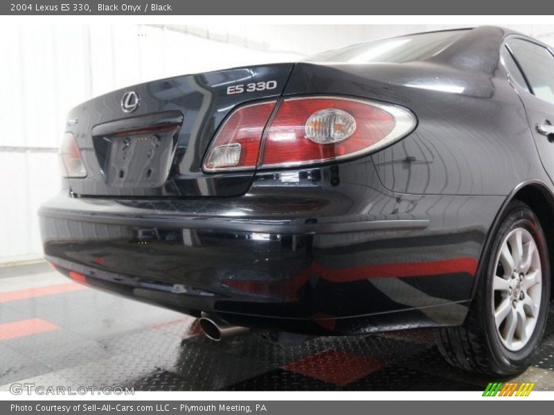 Black Onyx / Black 2004 Lexus ES 330