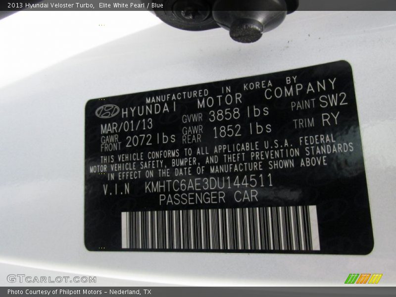 Elite White Pearl / Blue 2013 Hyundai Veloster Turbo