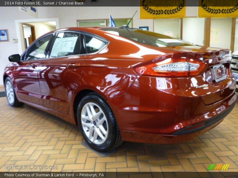Sunset / Charcoal Black 2014 Ford Fusion SE