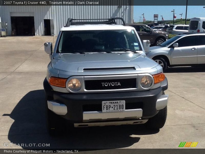Titanium Metallic / Dark Charcoal 2007 Toyota FJ Cruiser 4WD