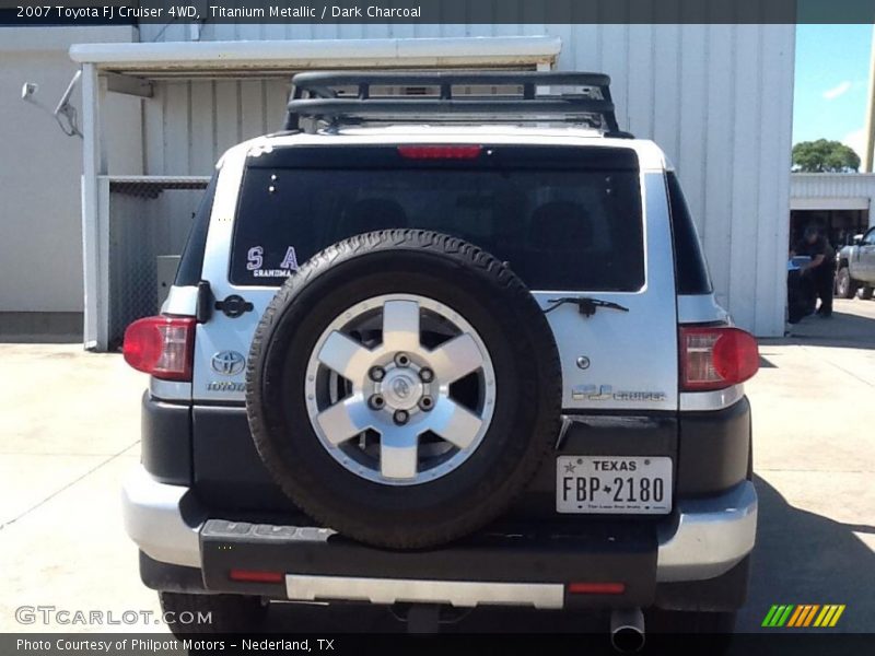 Titanium Metallic / Dark Charcoal 2007 Toyota FJ Cruiser 4WD