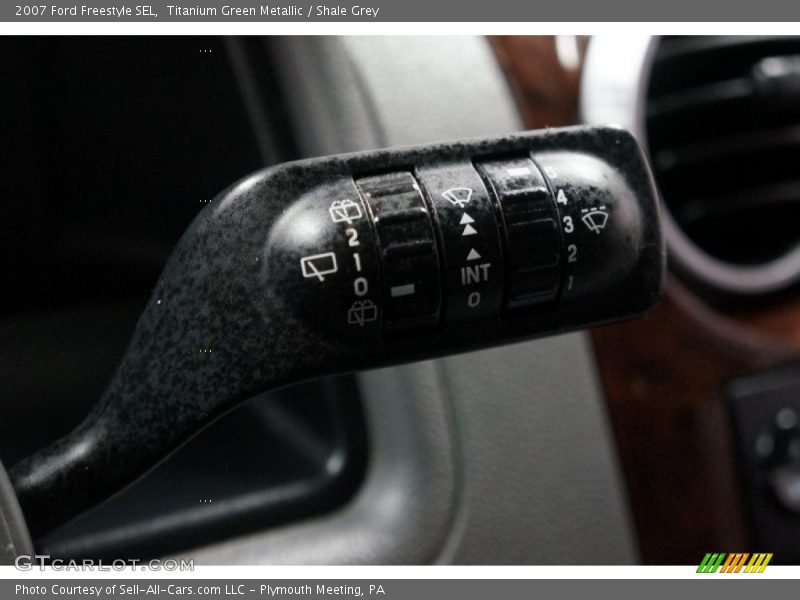 Titanium Green Metallic / Shale Grey 2007 Ford Freestyle SEL