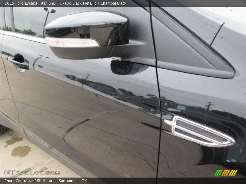 Tuxedo Black Metallic / Charcoal Black 2015 Ford Escape Titanium