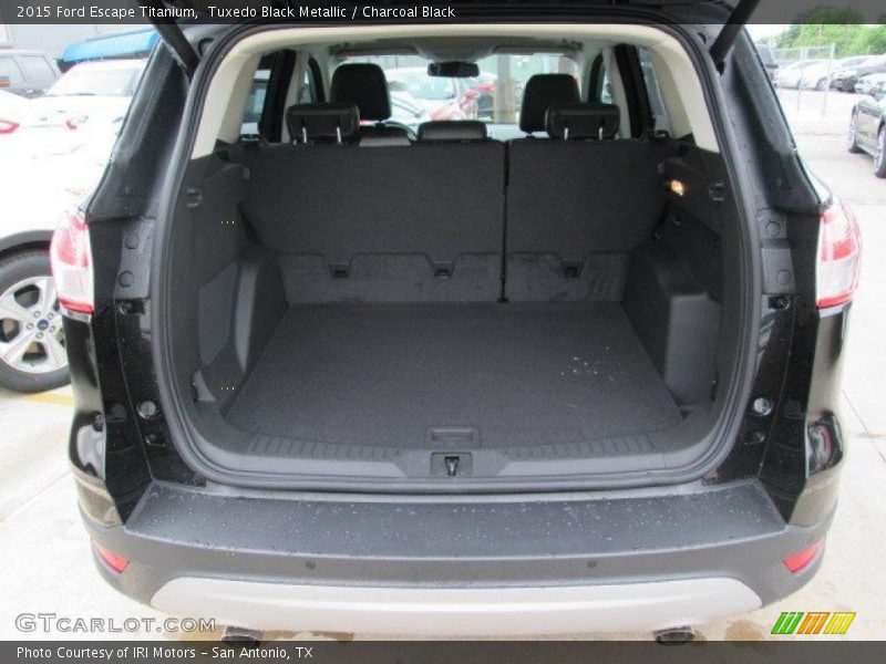 Tuxedo Black Metallic / Charcoal Black 2015 Ford Escape Titanium