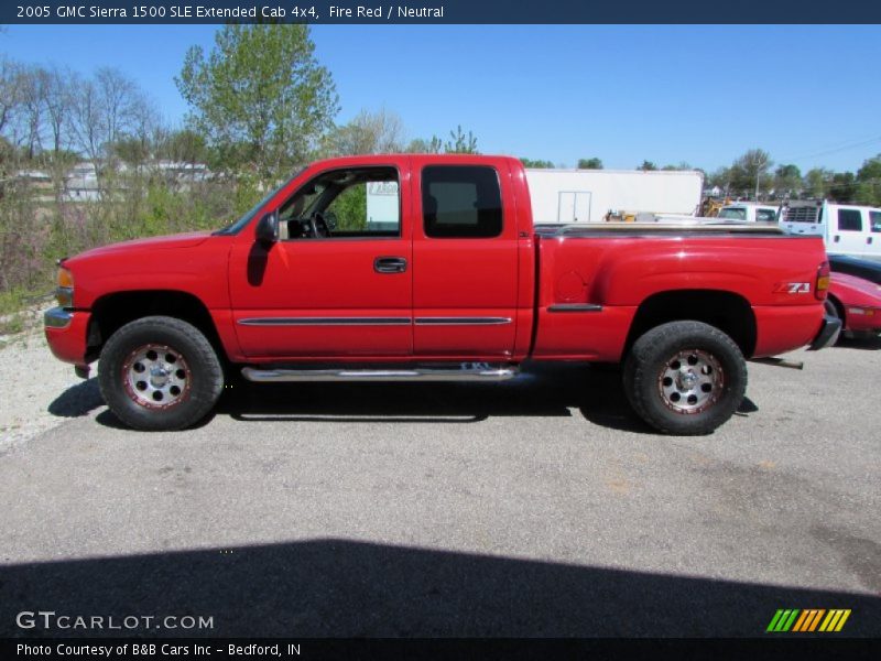 Fire Red / Neutral 2005 GMC Sierra 1500 SLE Extended Cab 4x4