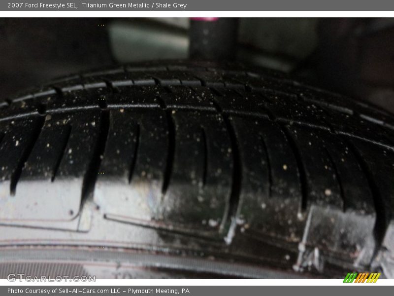 Titanium Green Metallic / Shale Grey 2007 Ford Freestyle SEL