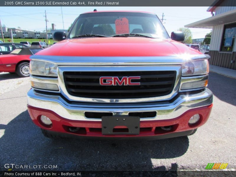 Fire Red / Neutral 2005 GMC Sierra 1500 SLE Extended Cab 4x4
