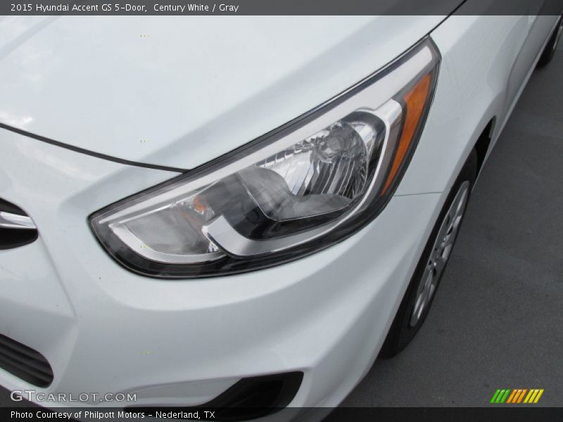 Century White / Gray 2015 Hyundai Accent GS 5-Door