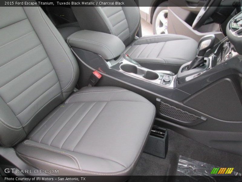 Tuxedo Black Metallic / Charcoal Black 2015 Ford Escape Titanium