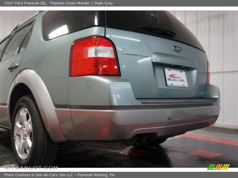 Titanium Green Metallic / Shale Grey 2007 Ford Freestyle SEL