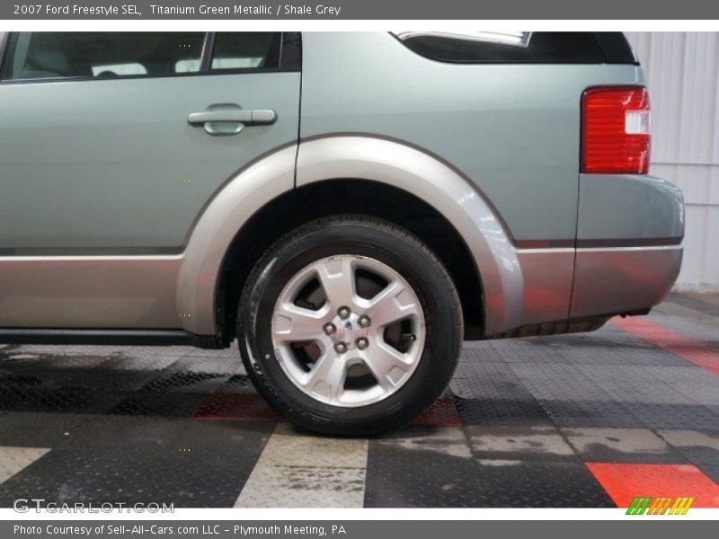 Titanium Green Metallic / Shale Grey 2007 Ford Freestyle SEL