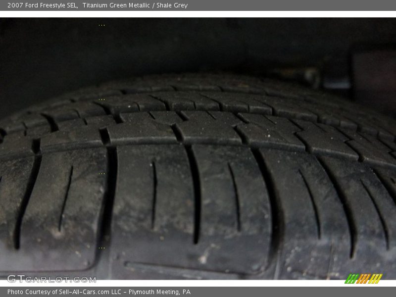 Titanium Green Metallic / Shale Grey 2007 Ford Freestyle SEL