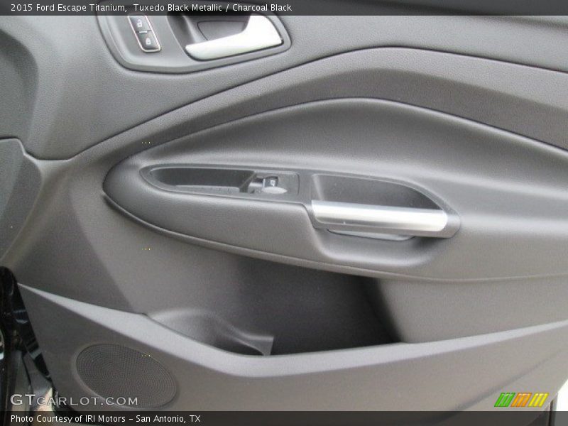 Tuxedo Black Metallic / Charcoal Black 2015 Ford Escape Titanium