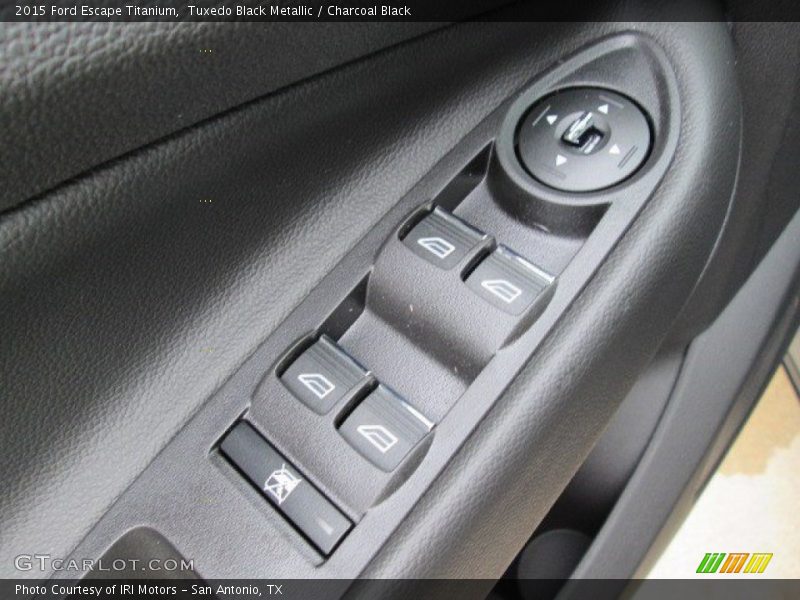 Tuxedo Black Metallic / Charcoal Black 2015 Ford Escape Titanium