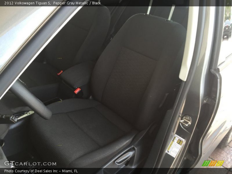 Pepper Gray Metallic / Black 2012 Volkswagen Tiguan S