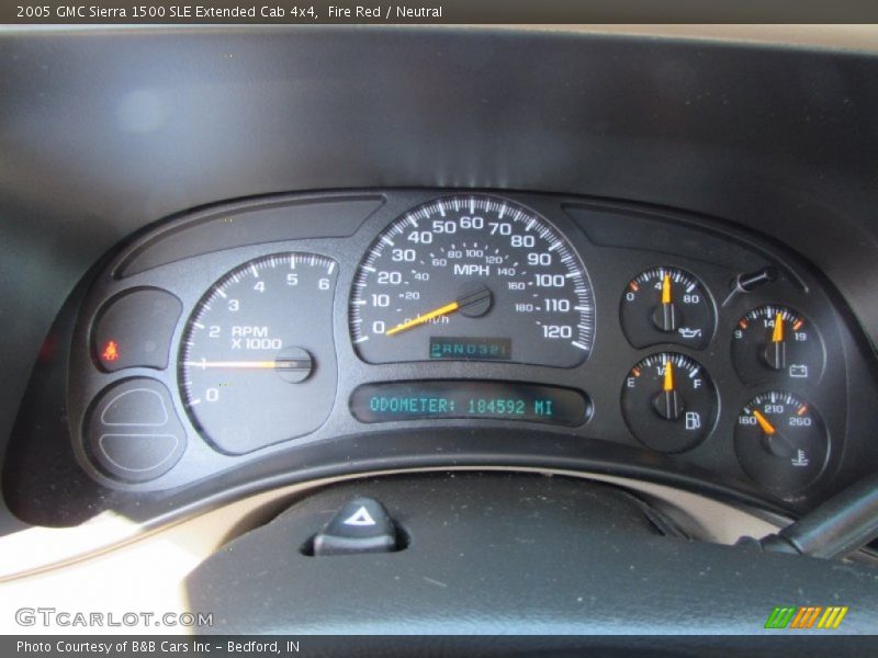 Fire Red / Neutral 2005 GMC Sierra 1500 SLE Extended Cab 4x4