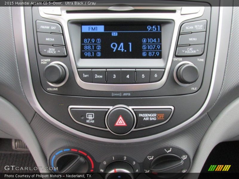 Ultra Black / Gray 2015 Hyundai Accent GS 5-Door