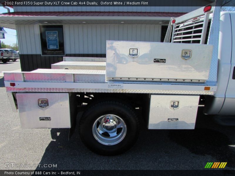 Oxford White / Medium Flint 2002 Ford F350 Super Duty XLT Crew Cab 4x4 Dually