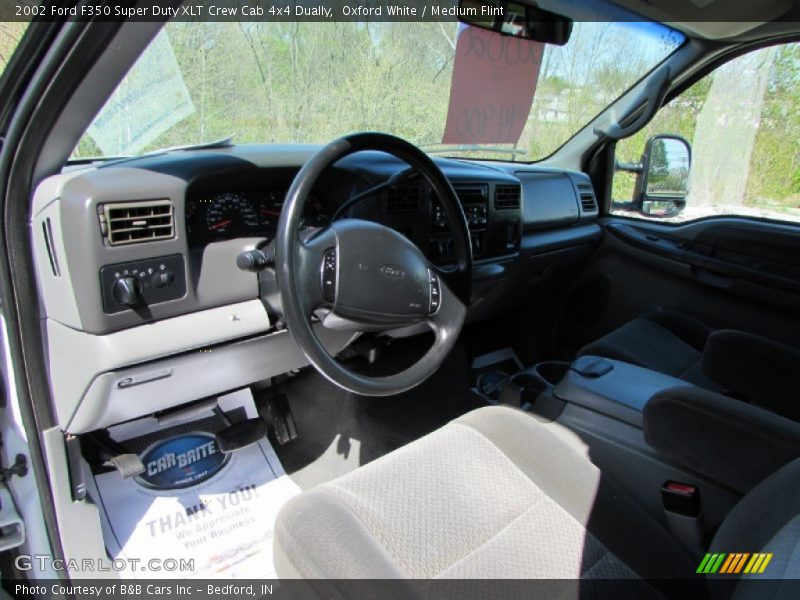 Oxford White / Medium Flint 2002 Ford F350 Super Duty XLT Crew Cab 4x4 Dually