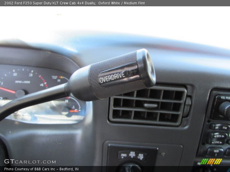 Oxford White / Medium Flint 2002 Ford F350 Super Duty XLT Crew Cab 4x4 Dually